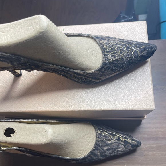 Never Worn EY Boutique Black/Cream Leopard Print Slingback Heels with Handbag - Picture 4 of 17